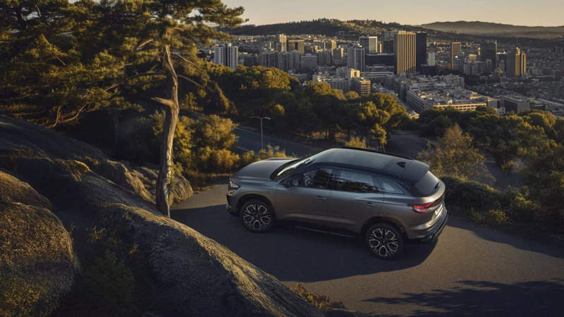 Yeni Renault Austral Türkiye'de satışa sunuldu, bu fiyata kapış kapış gider - Resim: 4