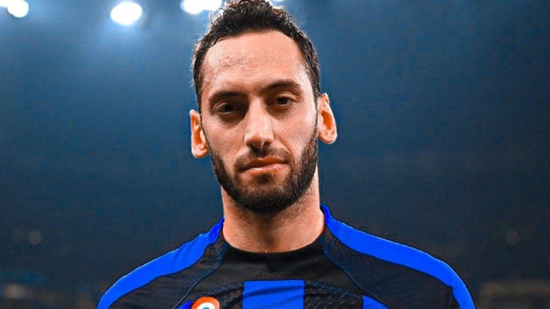 Hakan Çalhanoğlu Fenerbahçe'de, Ali Koç tek telefonuyla transferi bitirdi - Resim: 3
