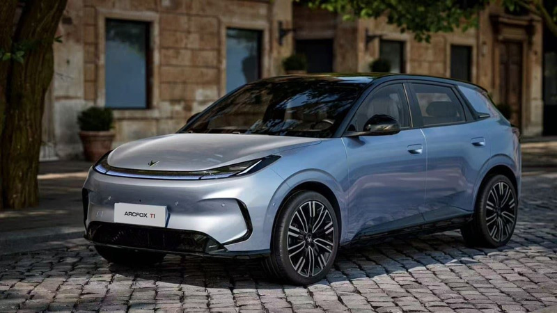Sadece 800 bin TL'ye elektrikli otomobil geliyor, işte karşınızda Arcfox T1 - Resim: 4