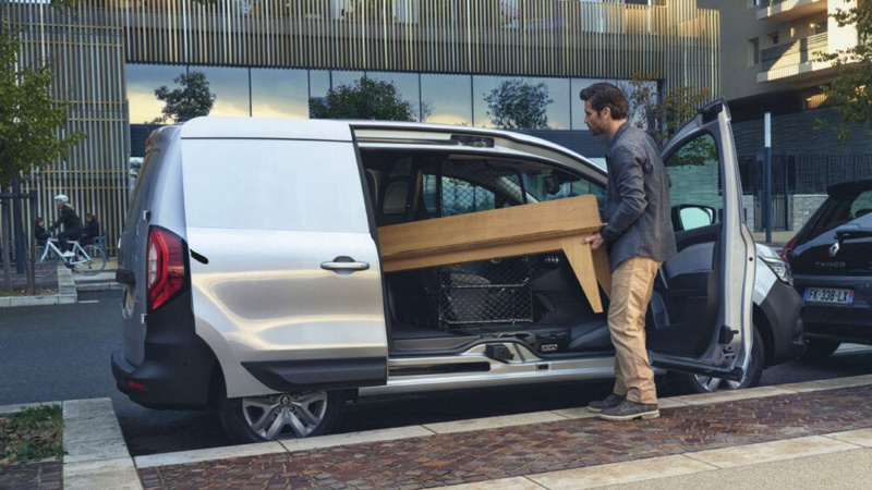 Tofaş Şahin parasına Renault Kangoo fırsatı, kapış kapış gidiyor - Resim: 13