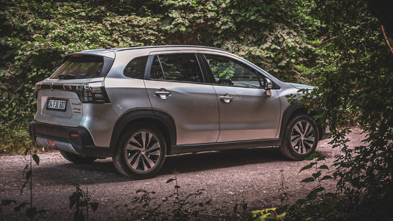 Suzuki S-Cross fiyatları dibi gördü, sadece Ekim ayına özel - Resim: 9