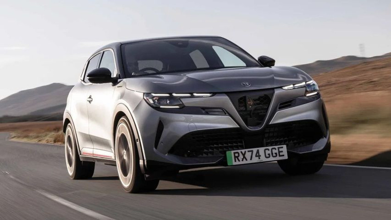 Alfa Romeo ailesi çıldırdı, sırf satılsın diye Clio fiyatına SUV veriyorlar - Resim: 1