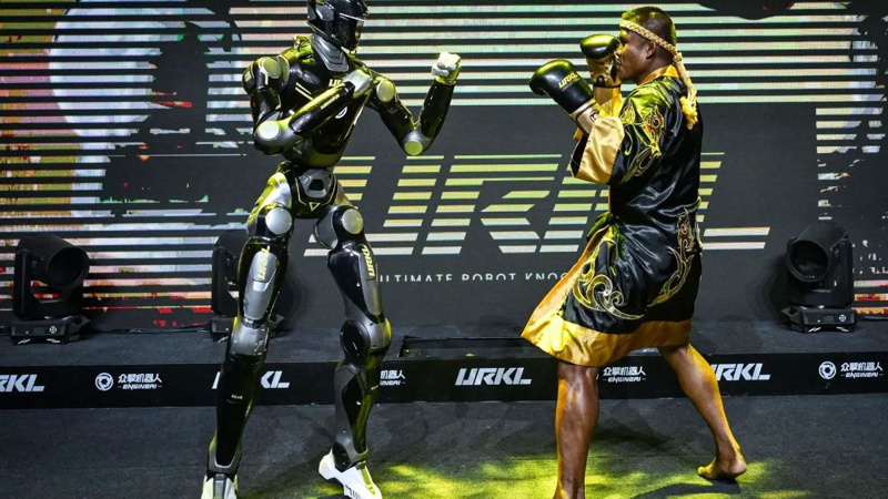 EngineAI robotları ringe indi! Çin'de gelecekten gelen şov! - Resim: 6