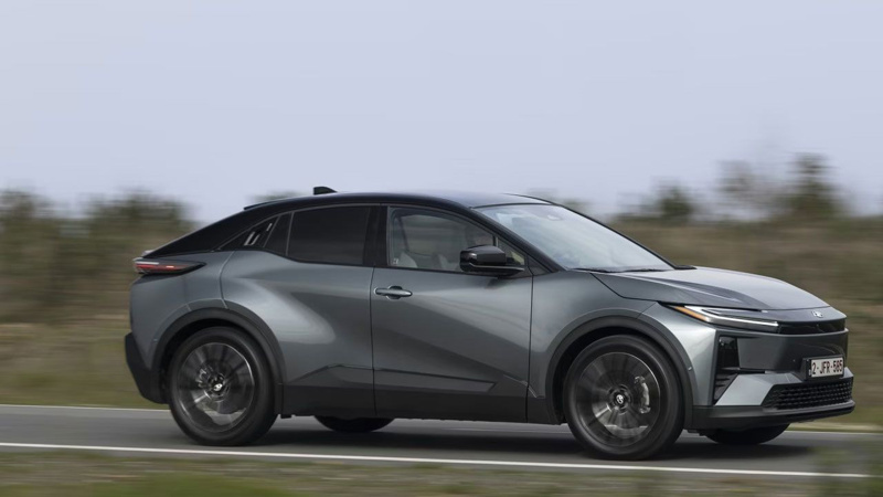 İşte karşınızda Tamamen elektrikli Toyota C-HR+ - Resim: 8