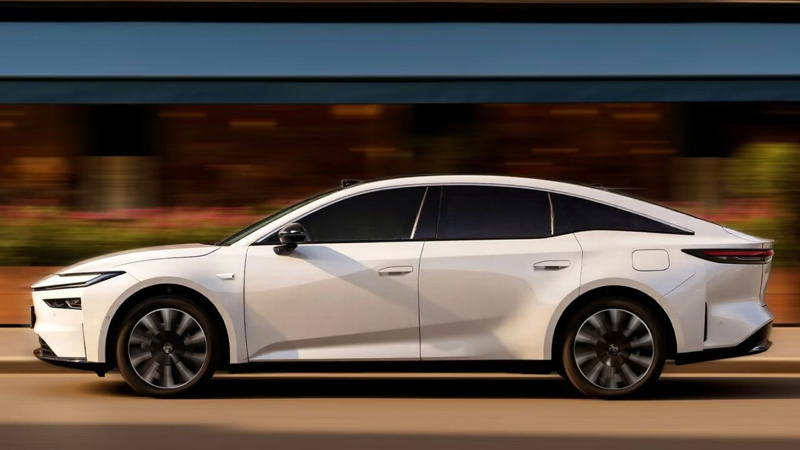 Tesla'ya dişli rakip! Toyota bZ7 hem ucuz hem daha hızlı şarj oluyor! - Resim: 19