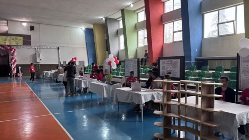 Kayseri’de lise öğrecileri, otonom araç geliştirdi - Resim: 9