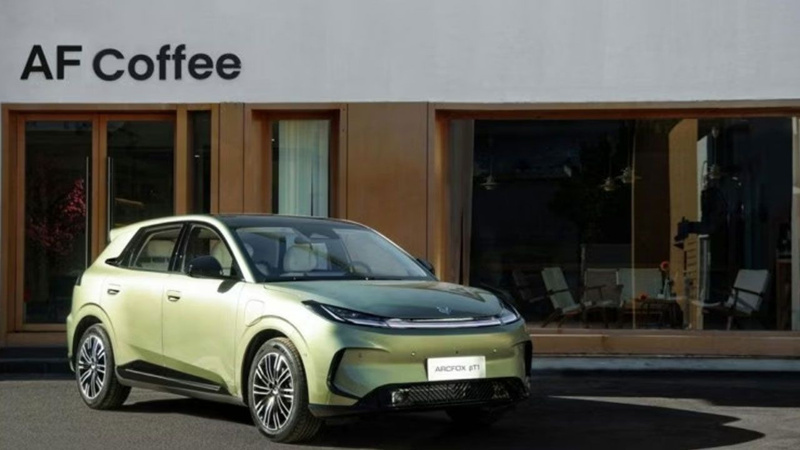 Çinli Arcfox'tan 9 bin dolarlık elektrikli otomobil - Resim: 3