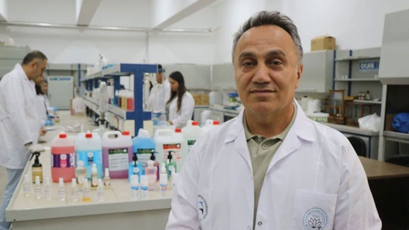 Türk bilim insanları üretti! Keneleri uzak tutan sprey - Resim: 8