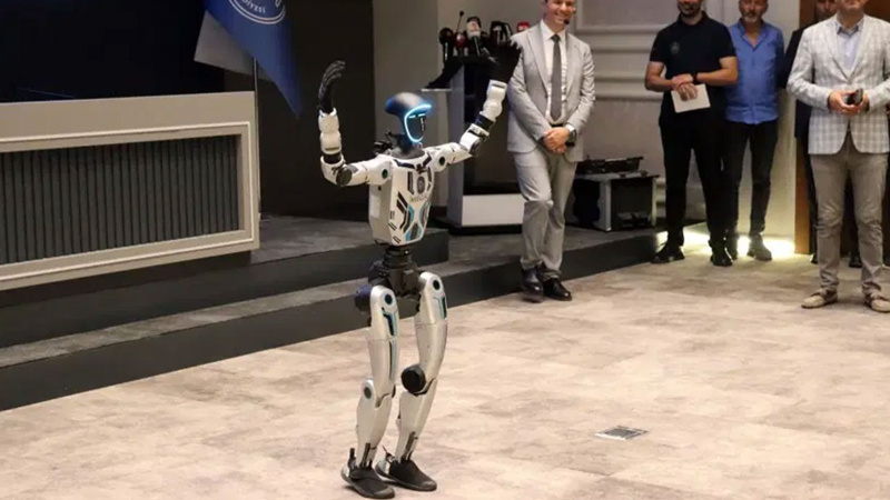 İnsan görünümlü robot belediyede işe başladı - Resim: 2