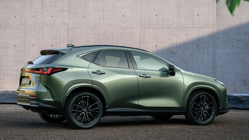 Makyajlı Lexus NX tanıtıldı: 100 km elektrikli menzil ve yeni kabin - Resim: 3