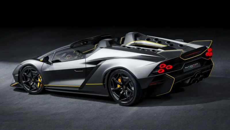 Yeni Lamborghini Invencible ve Autentica görsellerini yakından inceleyelim - Resim: 7