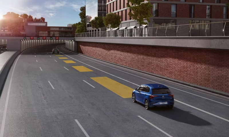 Volkswagen Polo fena zamlandı: Bu fiyata kimse almaz - Resim: 3