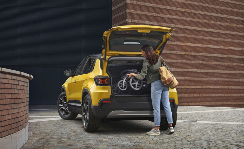 Jeep rakiplerinin fişini çekti, Doblo fiyatına Jeep Avenger fırsatı - Resim: 1