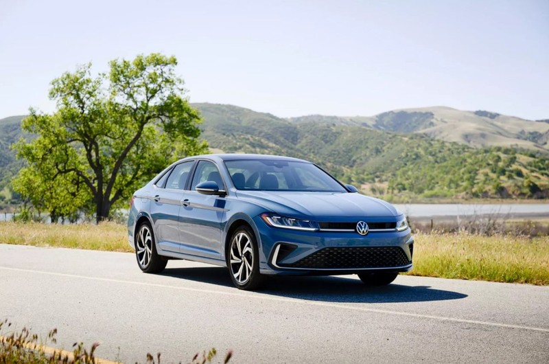 2025 Volkswagen Jetta Türkiye'ye geliyor, hem de Egea parasına - Resim: 6