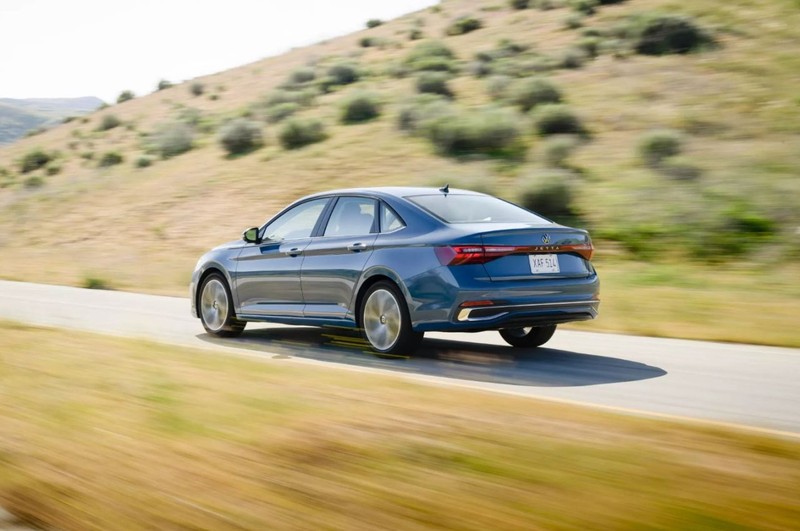 2025 Volkswagen Jetta Türkiye'ye geliyor, hem de Egea parasına - Resim: 9