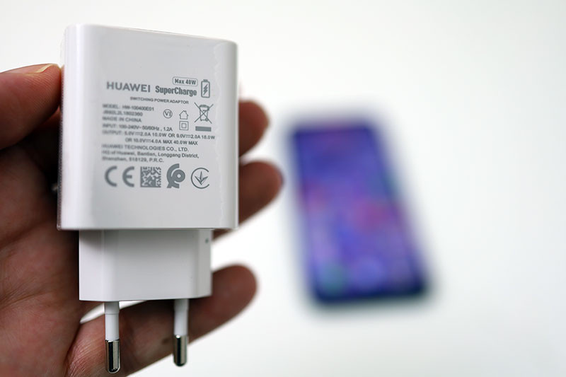 Hem uygun fiyatlı hem kabiliyetli: Huawei P40 Lite (video) - Resim : 6