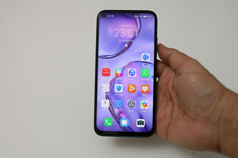 Hem uygun fiyatlı hem kabiliyetli: Huawei P40 Lite (video) - Resim : 1