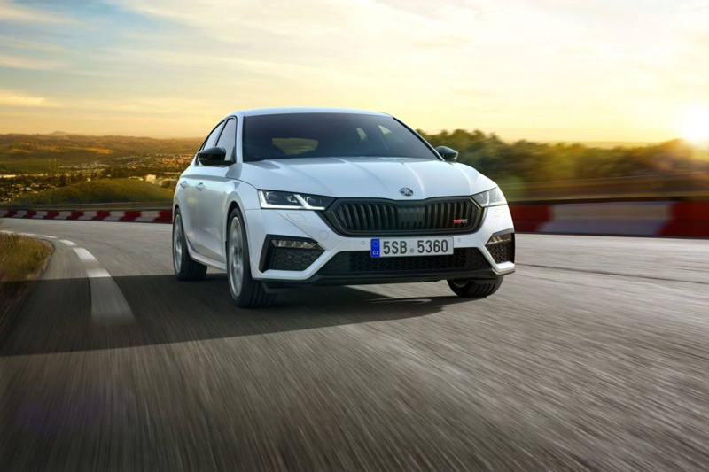 Skoda Octavia 2023 fiyat listesi! Görenler bayiye koşuyor! - Resim: 1