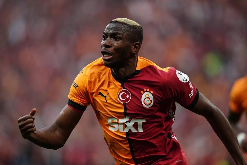 Victor Osimhen'in yeni takımı belli oldu formayı giydi, işte alacağı maaş - Resim: 7