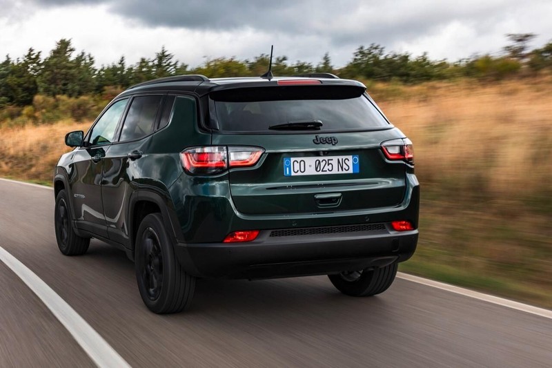 Jeep fiyatları indirdi, Duster'dan ucuza premium SUV satıyorlar - Resim: 9