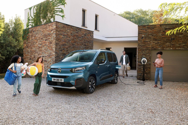 Clio'dan ucuza aile arabası, Citroen Berlingo 300 bin TL faizsiz kredi desteğiyle satışta - Resim: 11