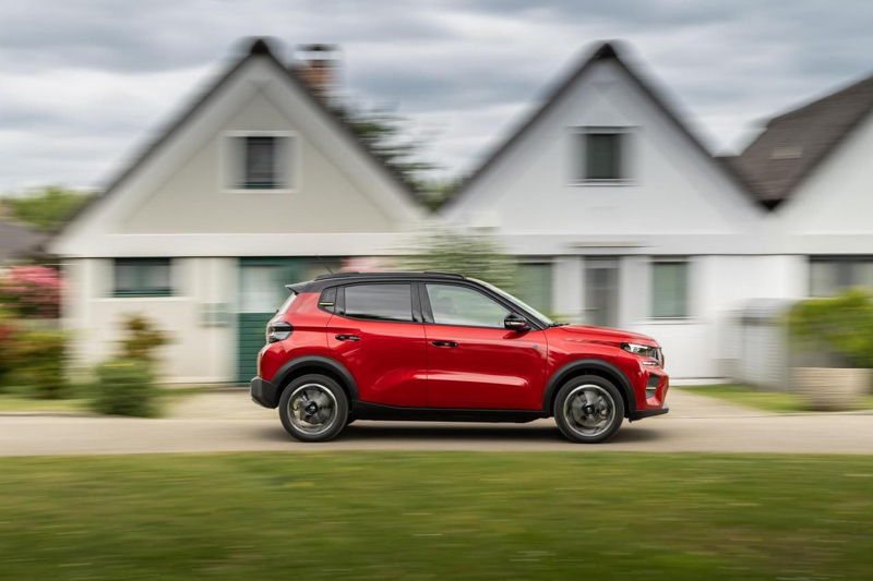 Yeni Citroen e-C3 için çılgın kampanya, Clio'dan 300 bin TL daha ucuza satılıyor - Resim: 1