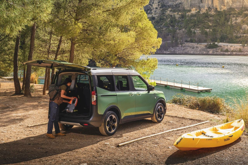 Doblo parasına aile arabası, Yeni Ford Tourneo Courier fiyat listesi - Resim: 7