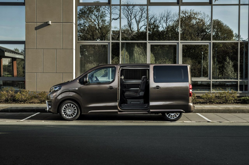 Otomobil ruhsatlı aile aracı, Toyota Proace Verso uygun fiyatıyla satışta - Resim: 5
