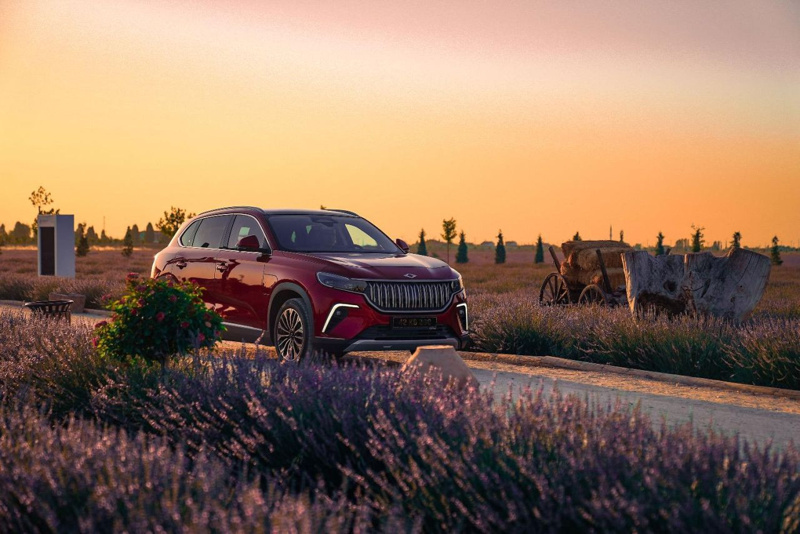 TOGG hodri meydan dedi, 500.000 TL’YE sıfır KM C-SUV - Resim: 5