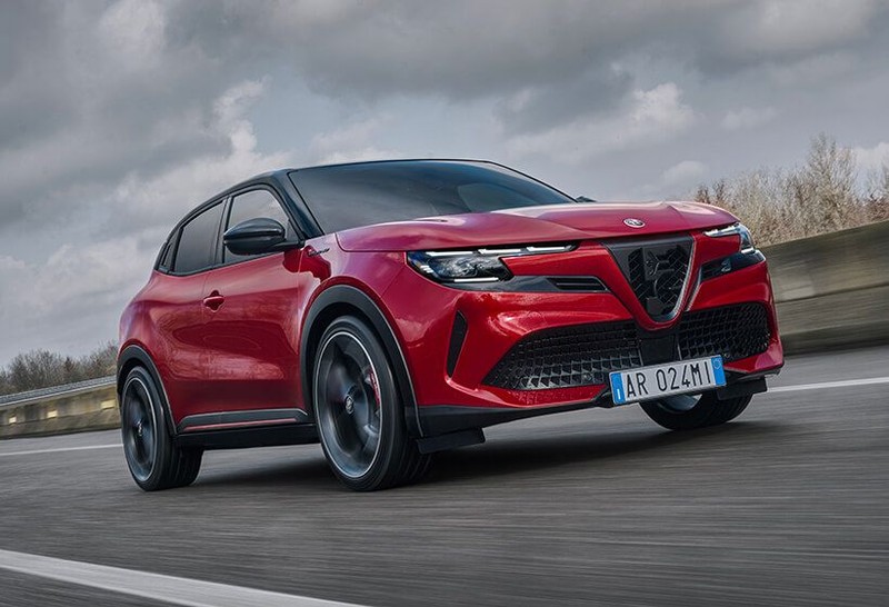 Alfa Romeo Türkiye'de ilke imza attı, Clio parasına otomobil satıyorlar hem de faizsiz krediyle - Resim: 9