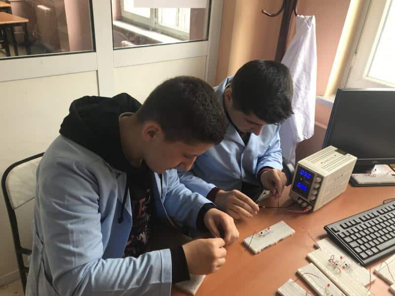 Meslek liselerinin yükselen yıldızı; Şehit Büyükelçi İsmail Erez M.T.A.L - Resim : 3