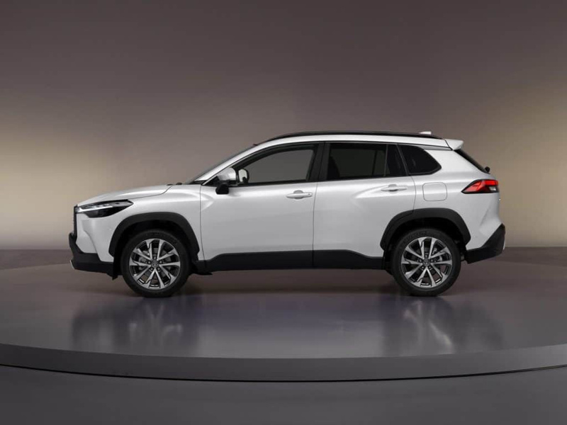 Toyota'da efsane Kasım indirimleri başladı, Corolla Cross yok parasına satılıyor - Resim: 3