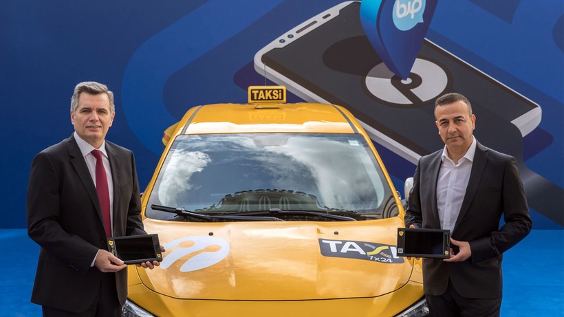 Turkcell Taxi 7x24 ile taksileri dijitalleştiriyor