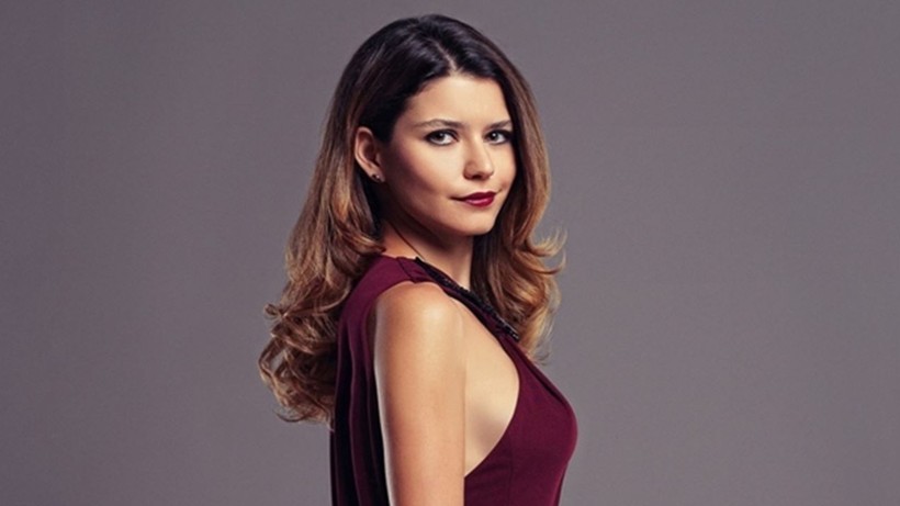 Beren Saat'in Netflix dizisinden ilk detaylar!