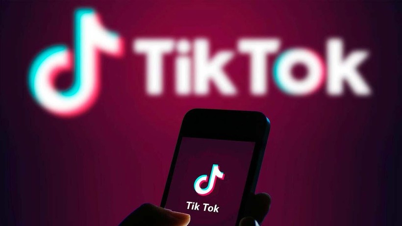 TikTok Facebook'u solladı!