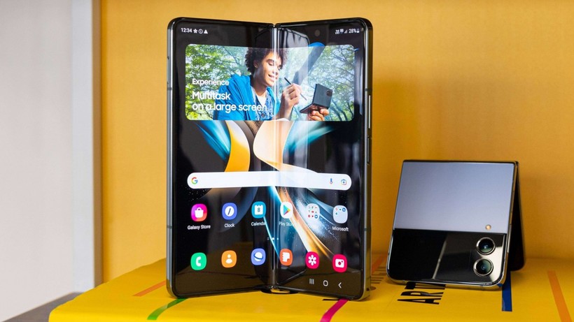 Samsung Galaxy Z Fold 4 ve Z Flip 4 rekor kırdı!