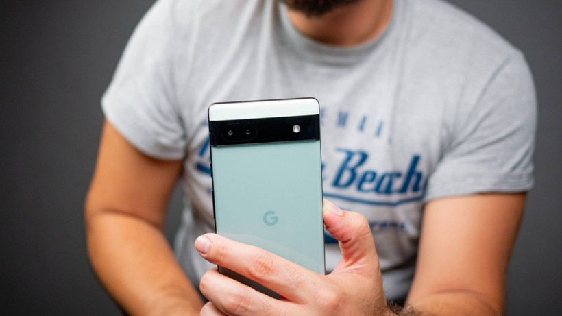 Google ilgi çekici bir Pixel telefon üzerinde çalışıyor!