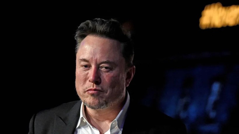 Elon Musk'tan şok açıklama, zarar veriyorum dedi ve başını öne eğdi