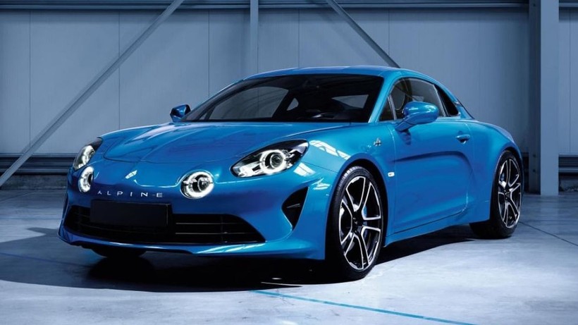 BMW'nin M serisine meydan okuyan Renault Alpine A110 Türkiye fiyatıyla şaşırttı!