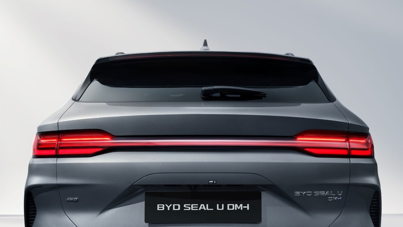 BYD Seal U DM-i'ın yeni versiyonu Türkiye'de satışa çıkıyor, hem de uygun bir fiyatla
