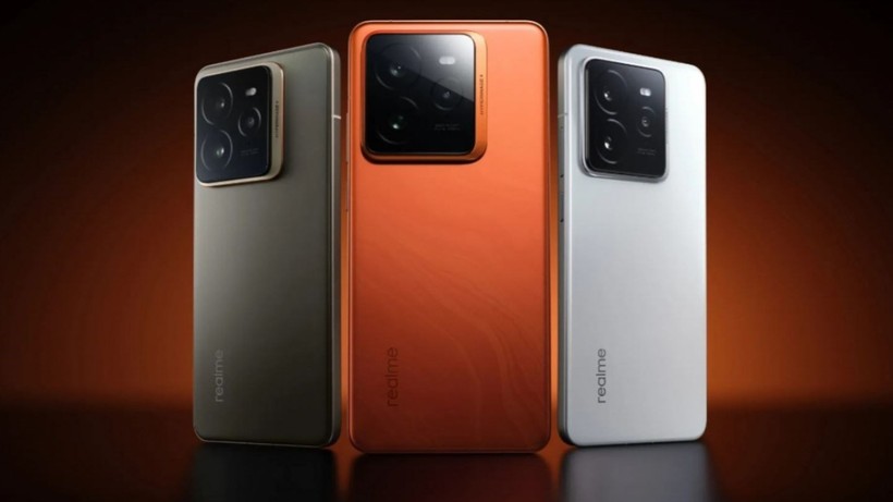 Realme'nin yeni amiral gemisi göz kırptı!