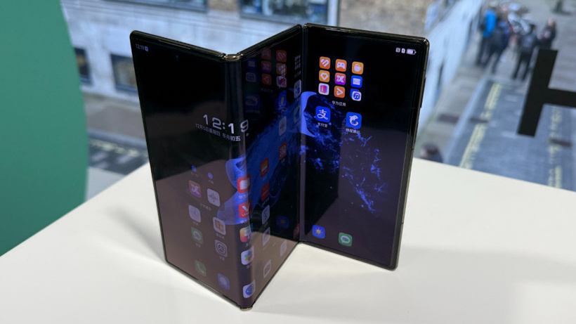 Samsung'un ilginç katlanabilir telefonu için yeni detaylar