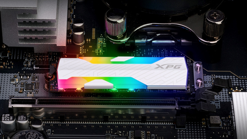 XPG endüstri öncüsü RGB Gen4 SSD’si SPECTRIX S65G’yi piyasaya sürüyor