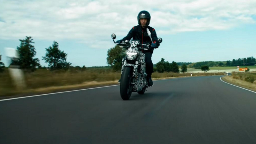 Honda, hızlı şarj destekli ilk elektrikli motosikletini tanıtmaya hazırlanıyor