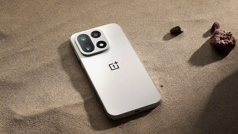 OnePlus 15 ekran özellikleriyle gündemde