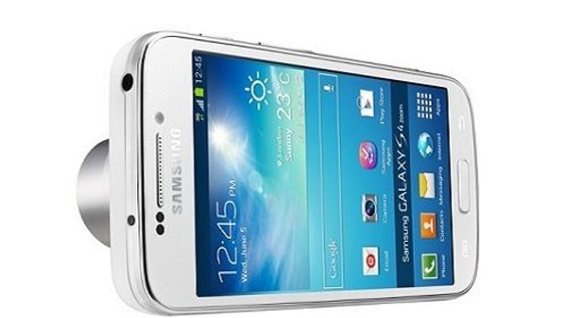 Galaxy S4 Zoom için ön sipariş süreci başladı