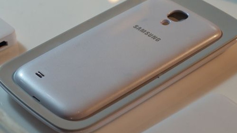 Galaxy S5 Metal mi Olacak?