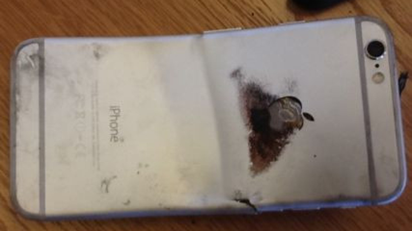 iPhone 6 adamın cebinde hem eğildi hem de adamı yaktı
