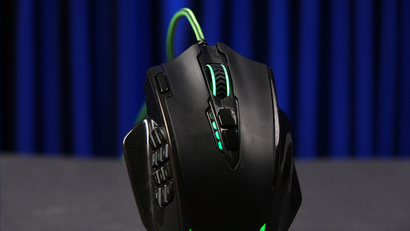 Pusat V8 Mouse