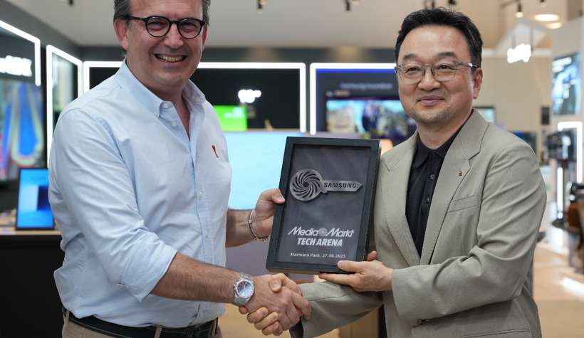 Samsung, MediaMarkt’ın teknoloji deneyim mağazası Tech Arena’da butik mağaza açtı